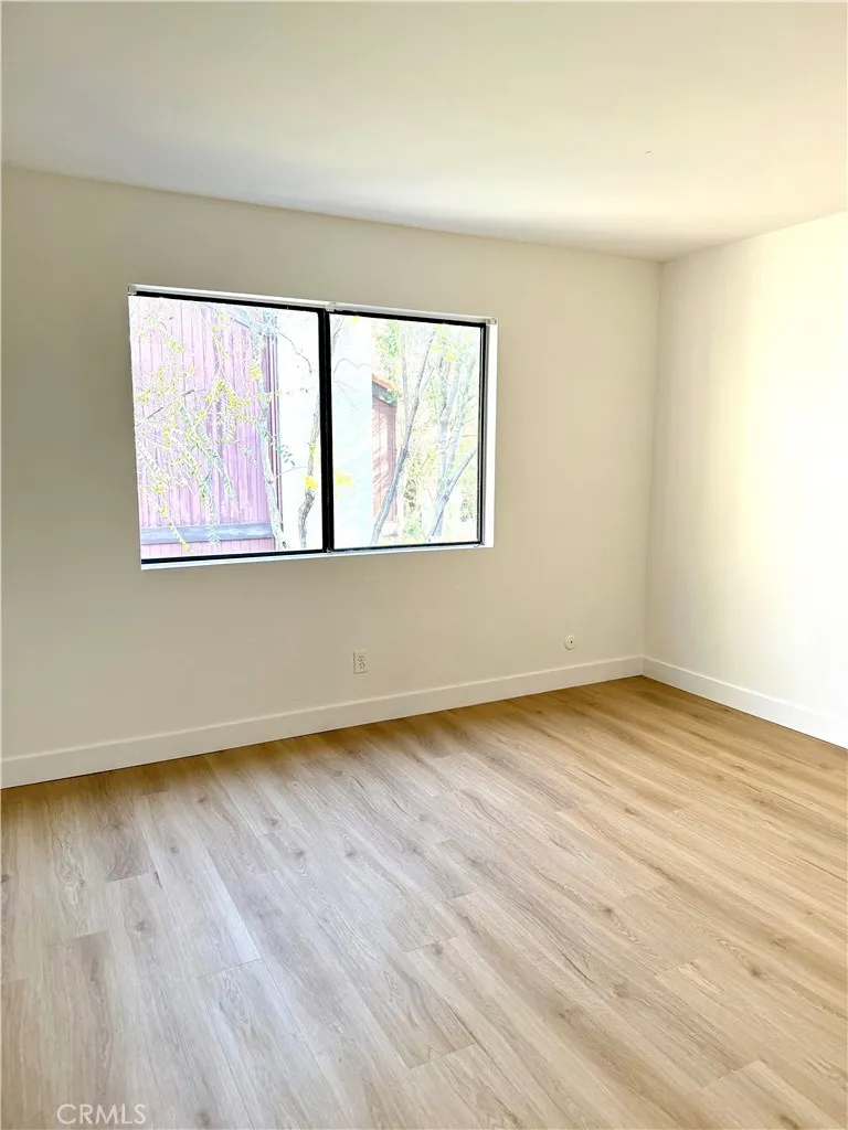 21930 Marylee 98, Woodland Hills, California 91367 home-pic-11