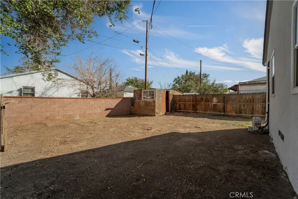 38318 17th Street East, Palmdale, California 93550 home-pic-14