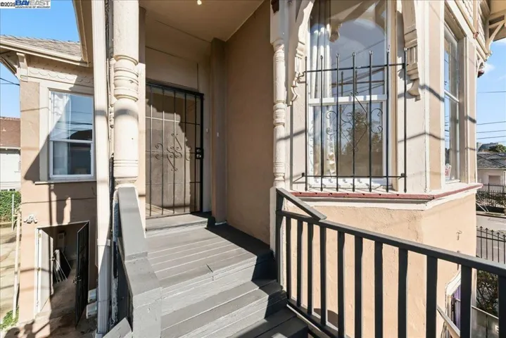 852 Front Door