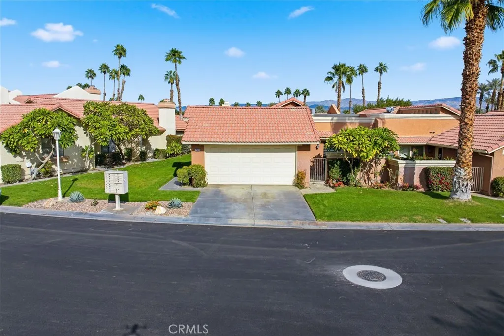 76658 Morocco Road, Palm Desert, California 92211 home-pic-2