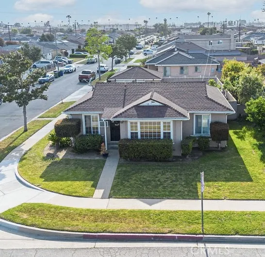 13719 S San Pedro, Los Angeles, California 90061 home-pic-1