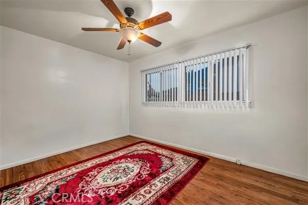 11012 Noble, San Fernando, California 91345