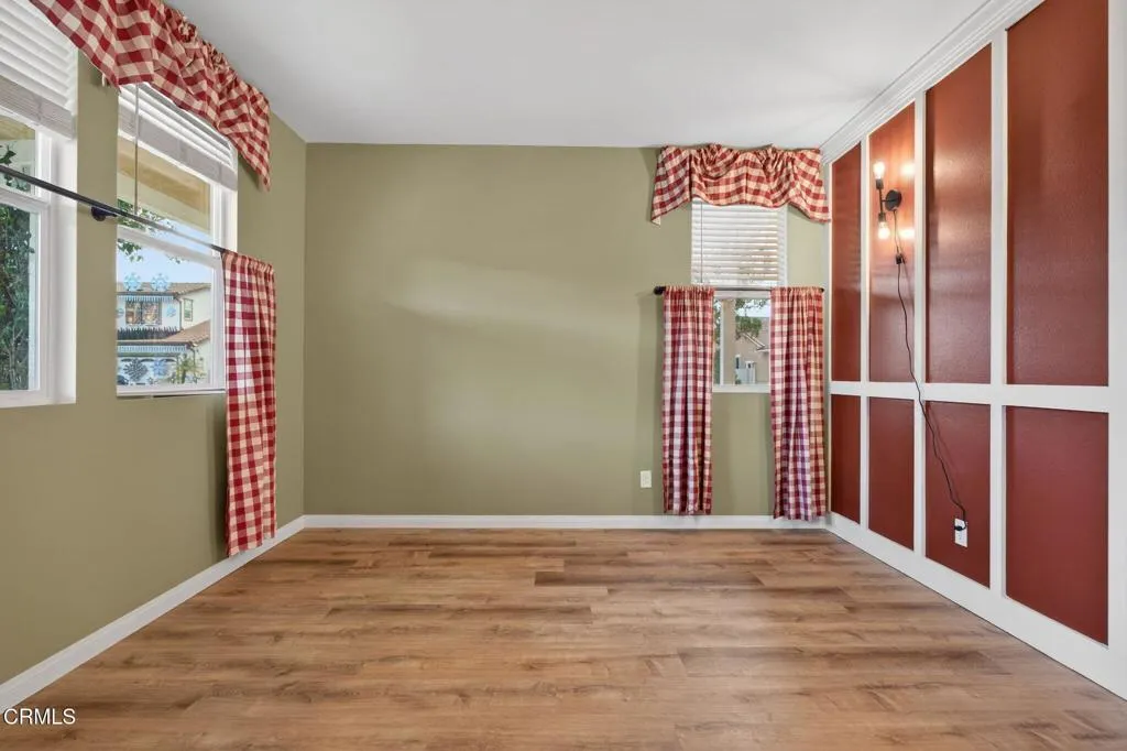 81 Wildwood Lane, Fillmore, California 93015 home-pic-4