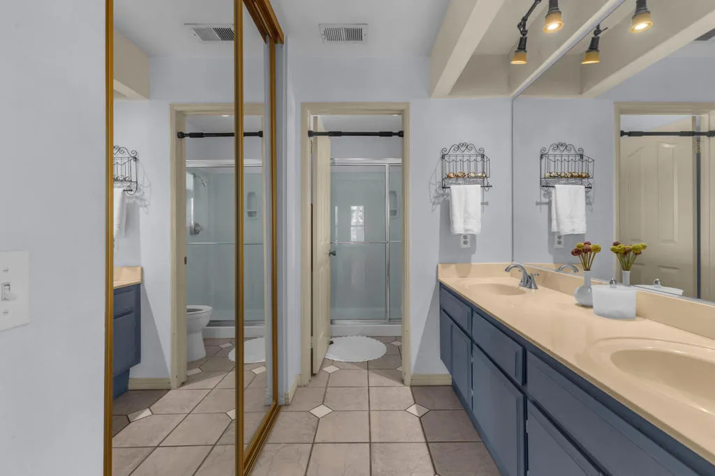 44555 Marguerite Court, La Quinta, California 92253 home-pic-11