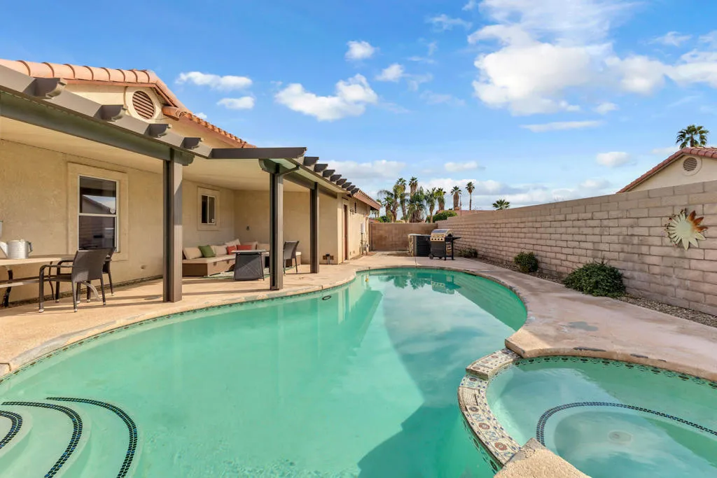 44555 Marguerite Court, La Quinta, California 92253 home-pic-18