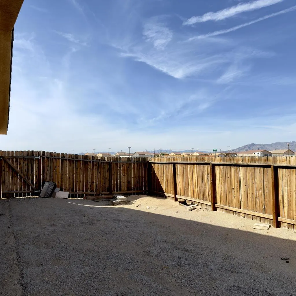 1934 Sunset Avenue, Thermal, California 92274 home-pic-23