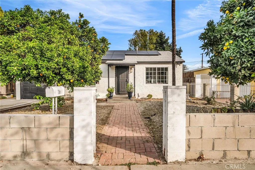 7044 Nestle Avenue, Reseda, California 91335 home-pic-2