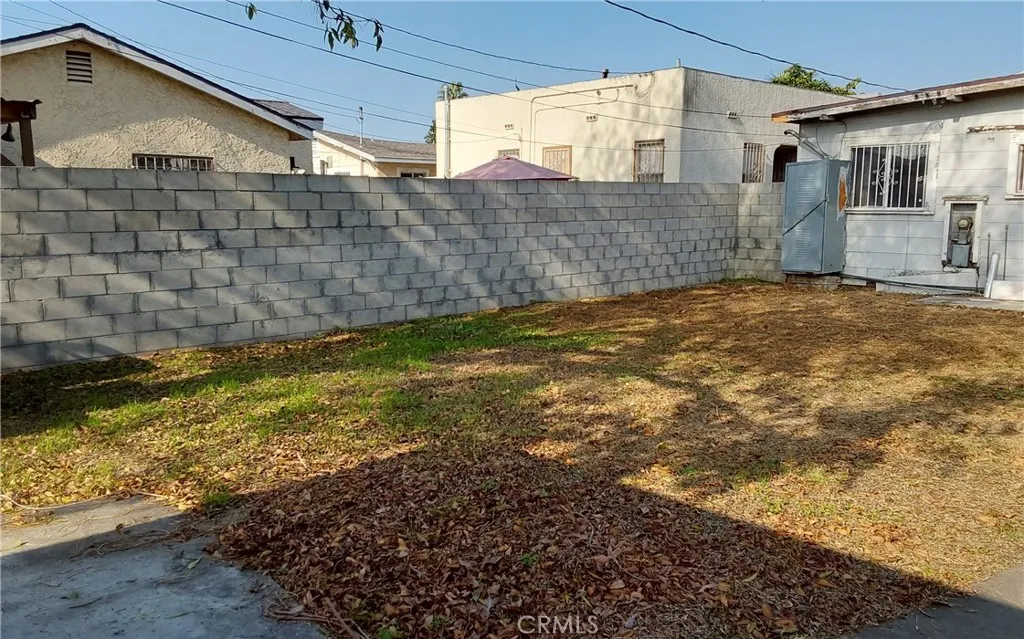 824 W 74th, Los Angeles, California 90044 home-pic-26