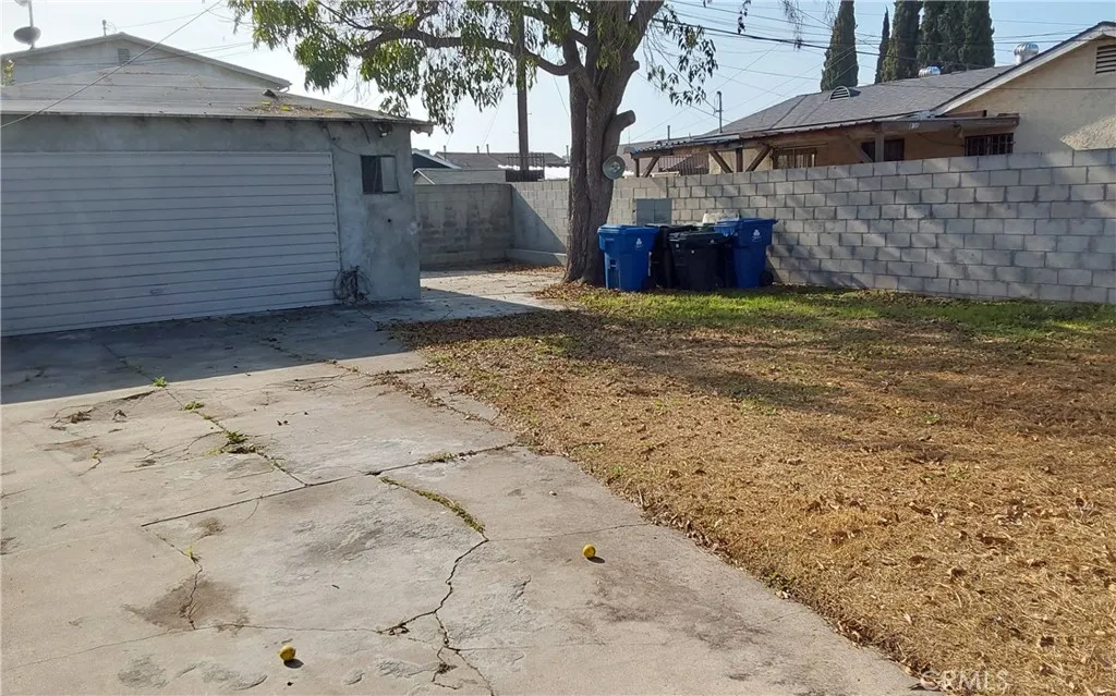 824 W 74th, Los Angeles, California 90044 home-pic-25