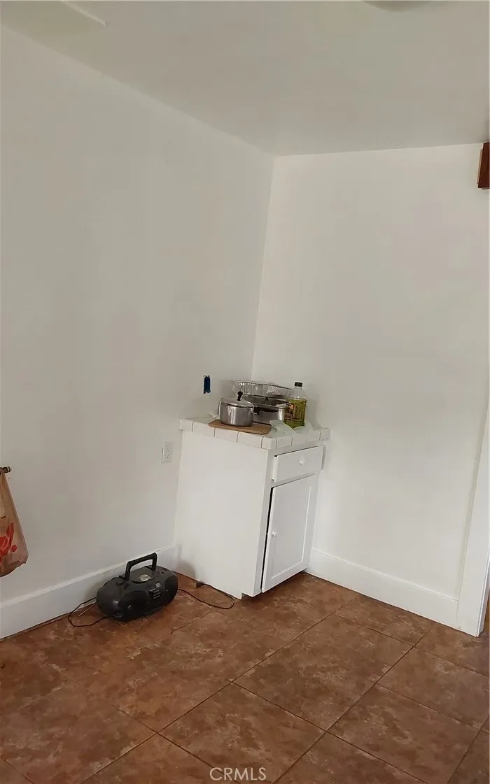 824 W 74th, Los Angeles, California 90044 home-pic-21