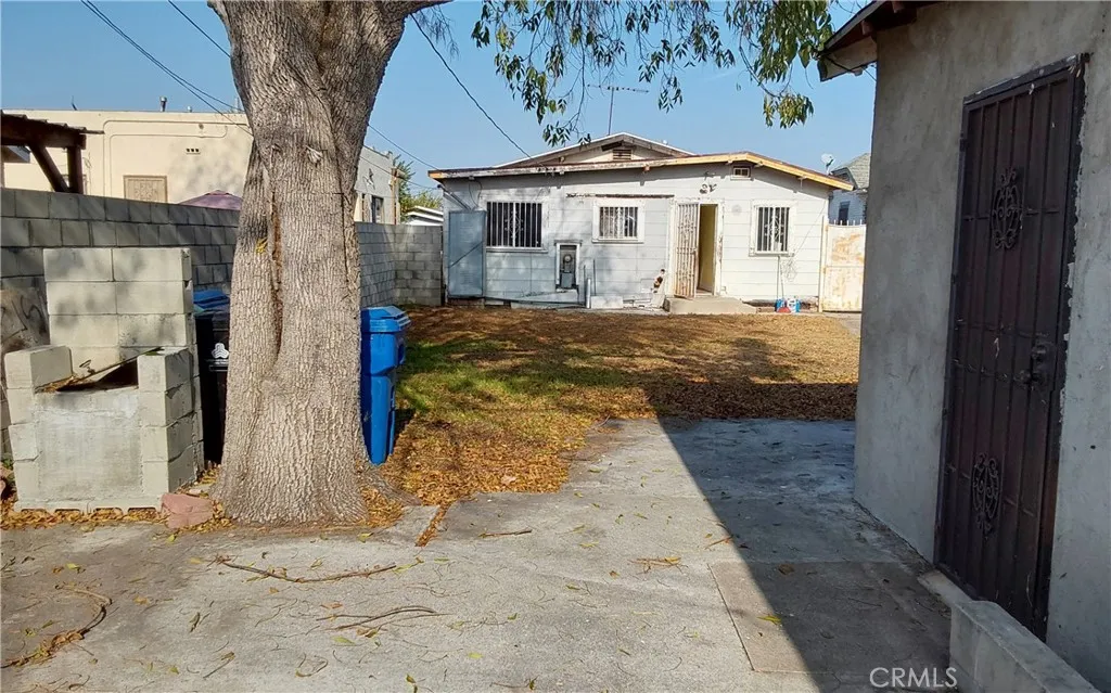 824 W 74th, Los Angeles, California 90044 home-pic-30