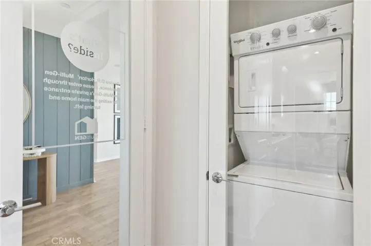 MODEL HOME