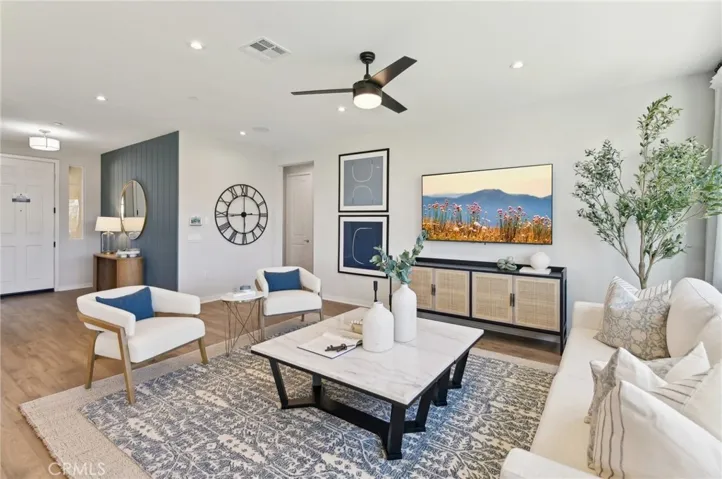MODEL HOME