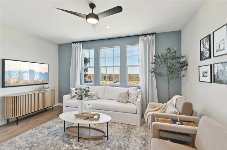 MODEL HOME