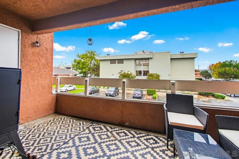 1010 E Washington Ave. 72, Escondido, California 92025 home-pic-16
