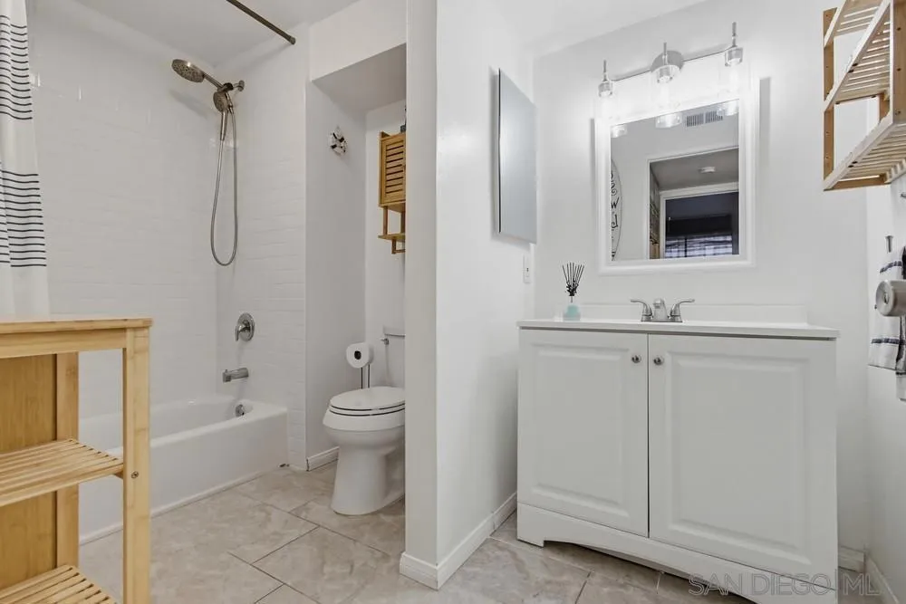 1010 E Washington Ave. 72, Escondido, California 92025 home-pic-13