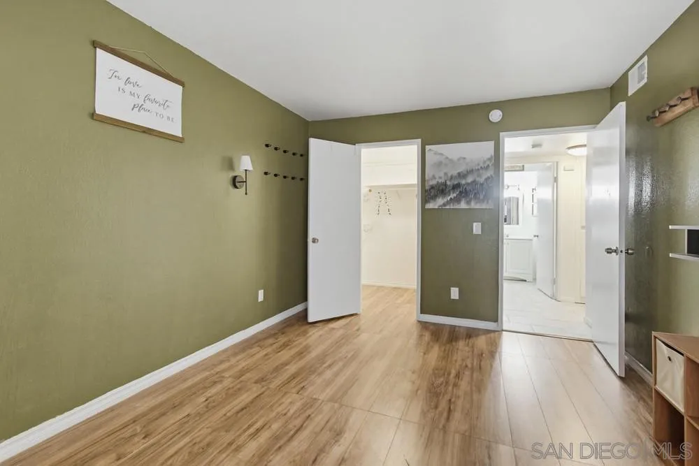 1010 E Washington Ave. 72, Escondido, California 92025 home-pic-10