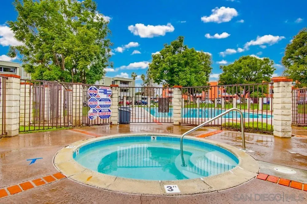 1010 E Washington Ave. 72, Escondido, California 92025 home-pic-25