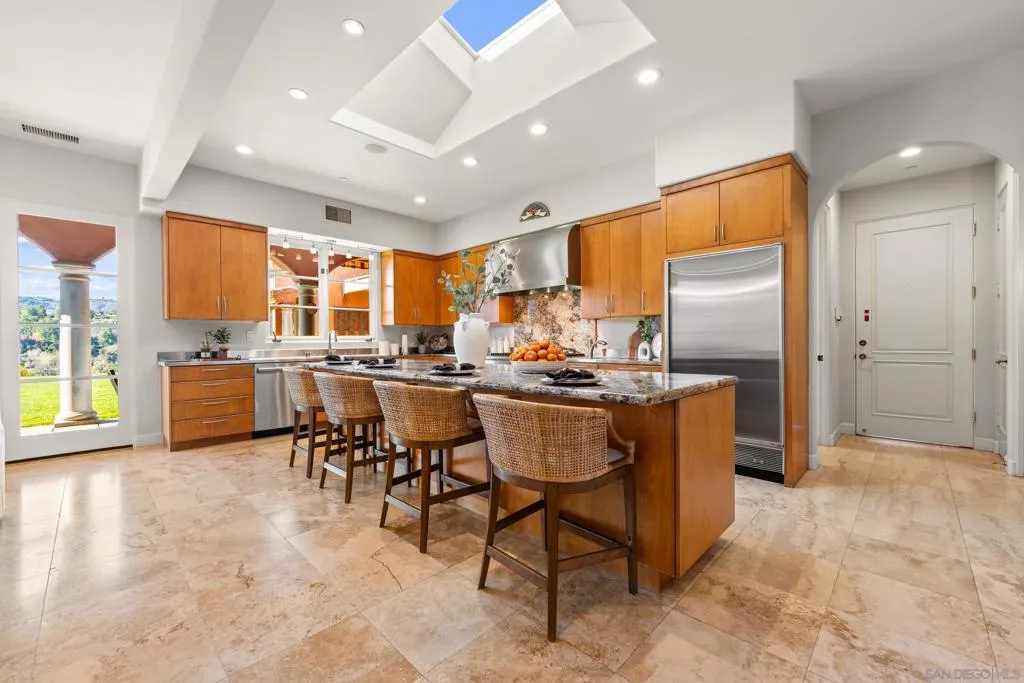 32752 Luiseno Circle Dr, Pauma Valley, California 92061 home-pic-11