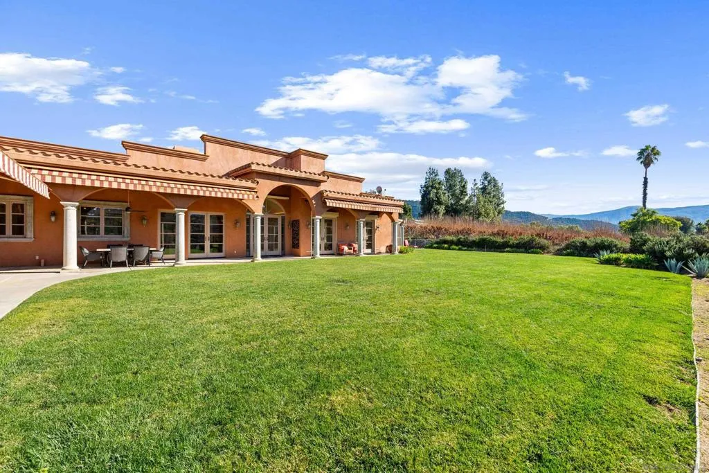 32752 Luiseno Circle Dr, Pauma Valley, California 92061 home-pic-65