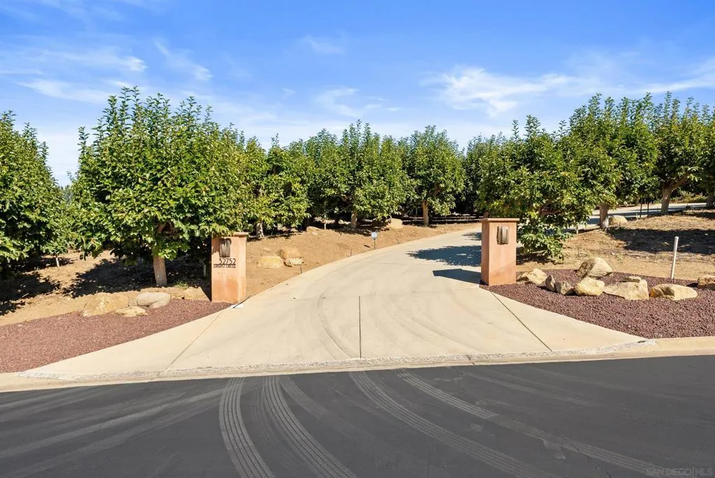 32752 Luiseno Circle Dr, Pauma Valley, California 92061 home-pic-62