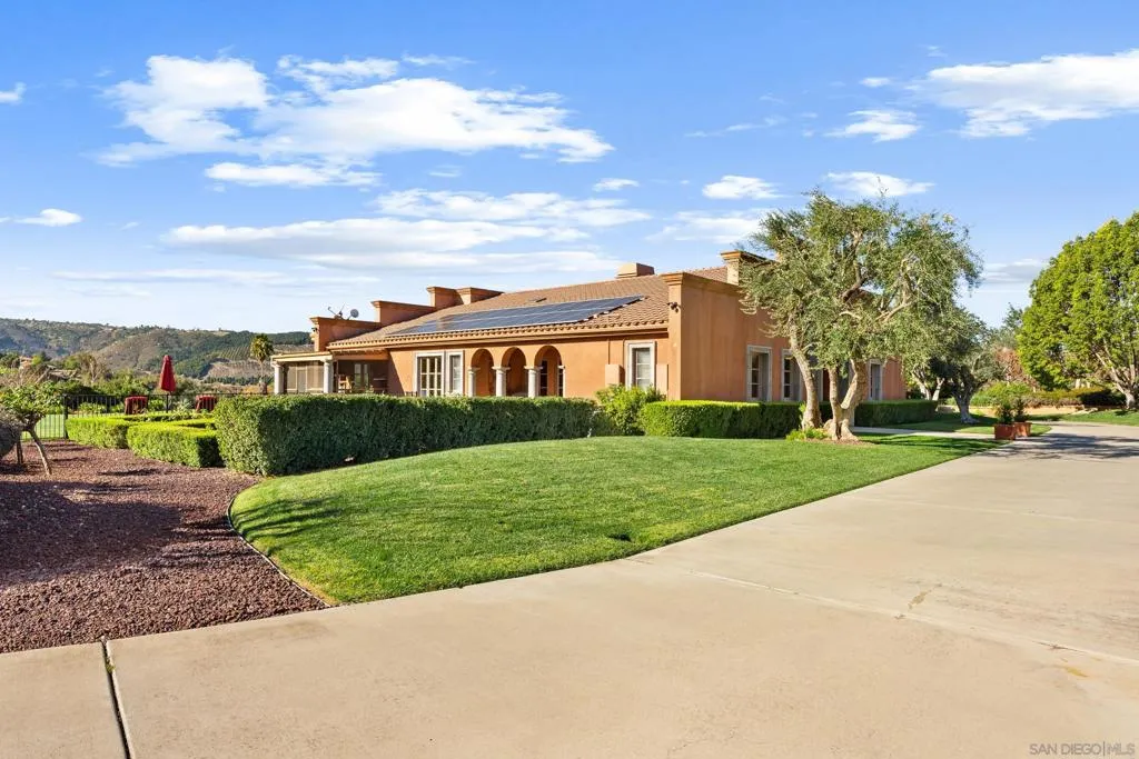32752 Luiseno Circle Dr, Pauma Valley, California 92061 home-pic-57