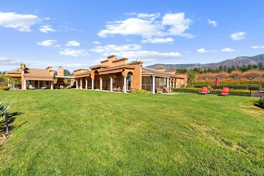 32752 Luiseno Circle Dr, Pauma Valley, California 92061 home-pic-69