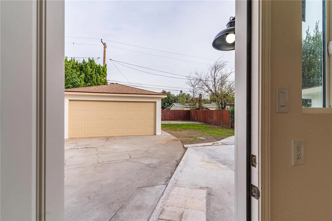 3551 N Pershing Avenue, San Bernardino, California 92405 home-pic-28