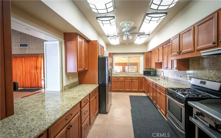 Clubhouse Kitchen
