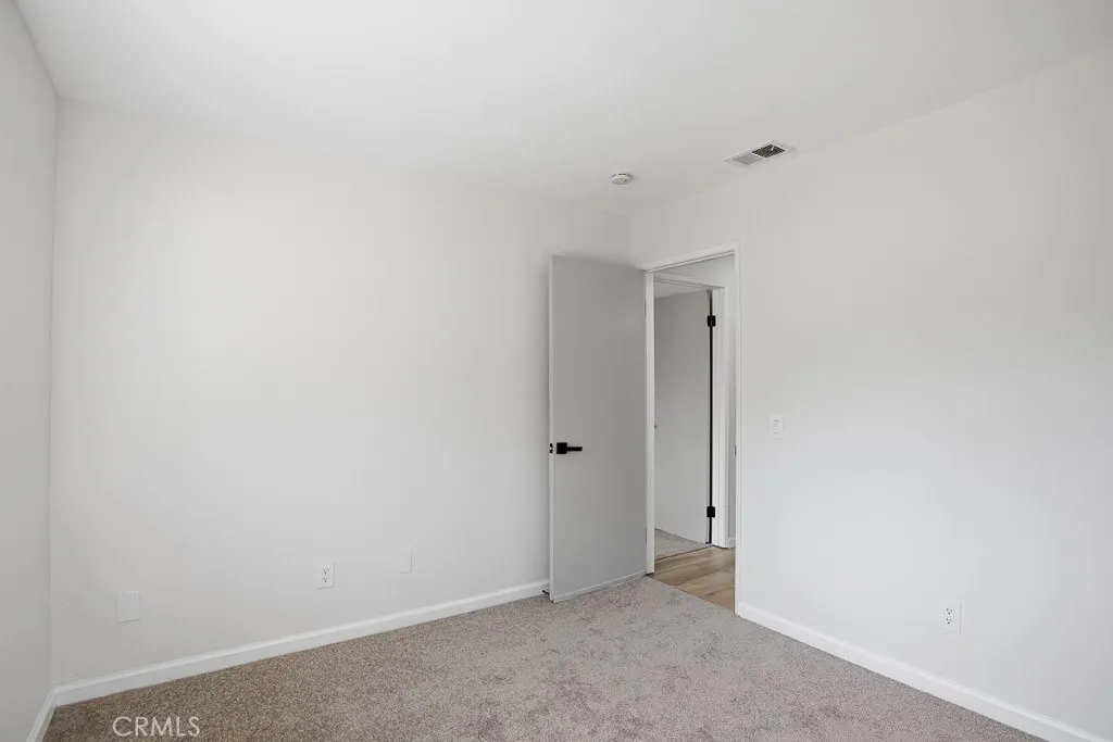 3278 Roberds Avenue, San Bernardino, California 92405 home-pic-15
