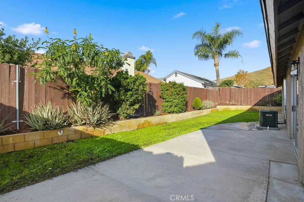 3278 Roberds Avenue, San Bernardino, California 92405 home-pic-22