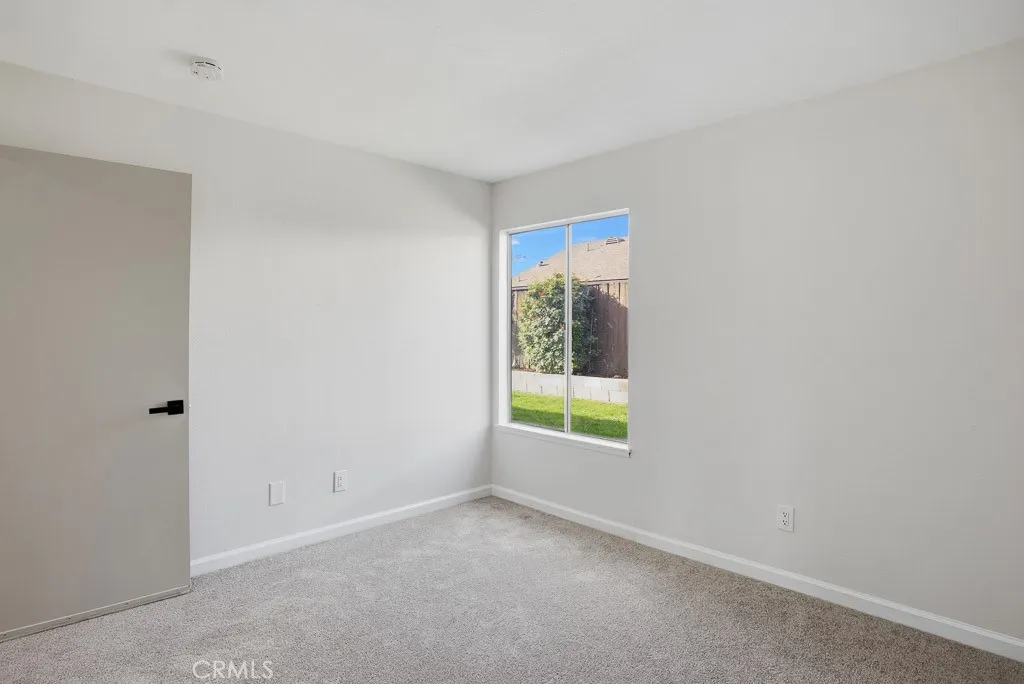 3278 Roberds Avenue, San Bernardino, California 92405 home-pic-13