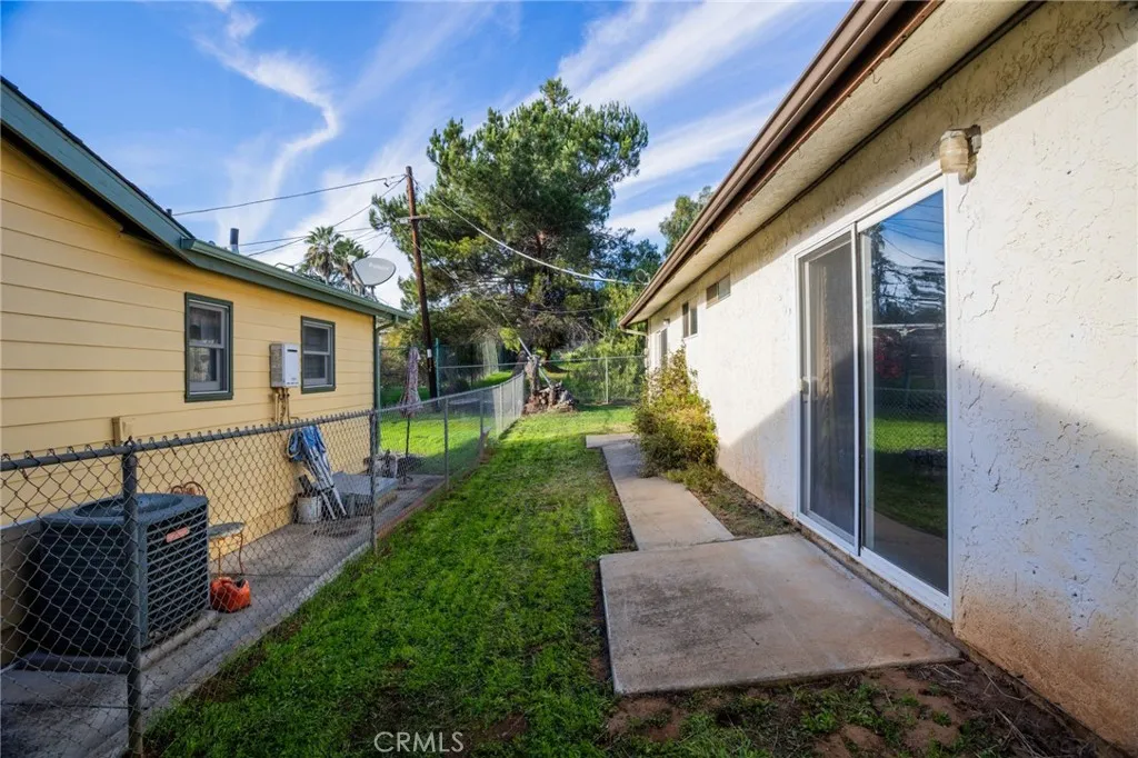 632 E 8th, Escondido, California 92025 home-pic-30