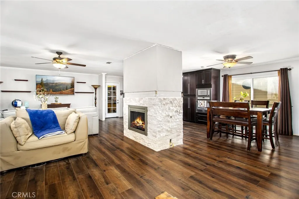 632 E 8th, Escondido, California 92025 home-pic-3