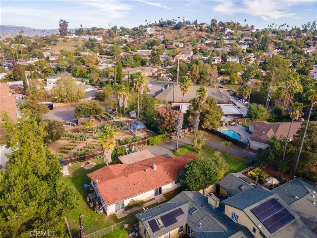 632 E 8th, Escondido, California 92025 home-pic-39