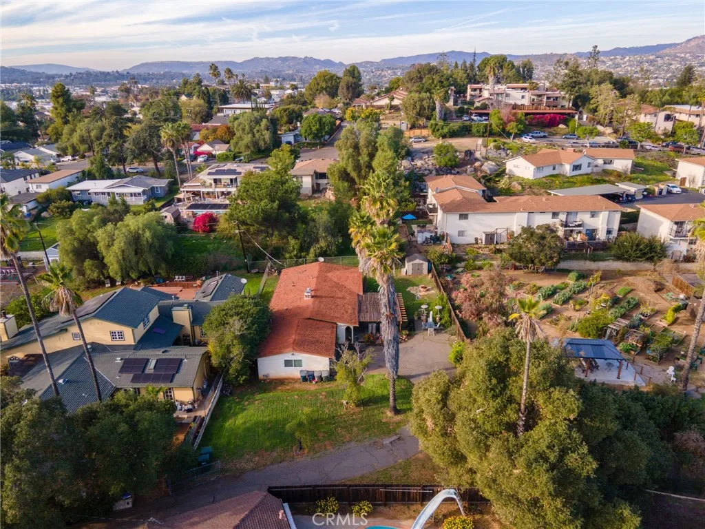 632 E 8th, Escondido, California 92025 home-pic-37
