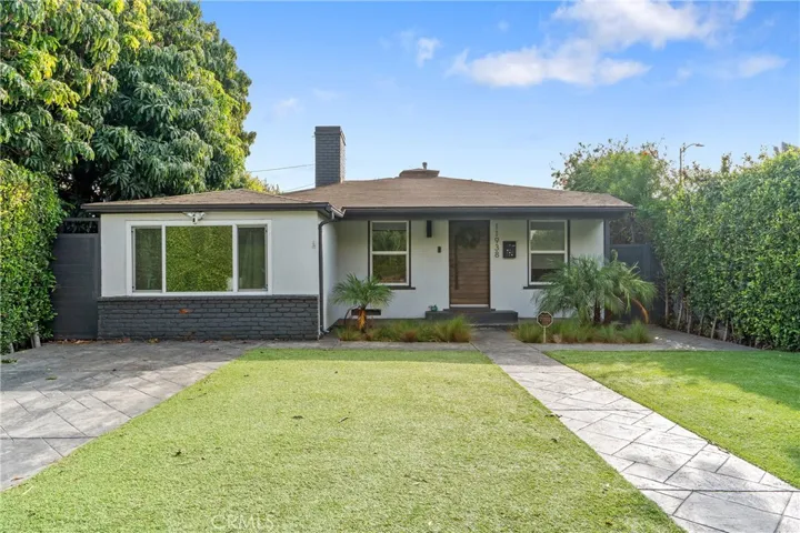 11938 Exposition Boulevard, Los Angeles, California 90064