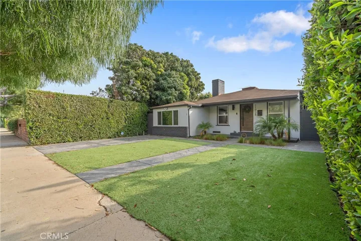 11938 Exposition Boulevard, Los Angeles, California 90064