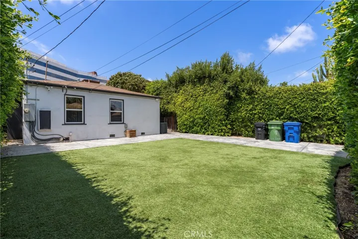 11938 Exposition Boulevard, Los Angeles, California 90064