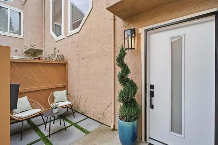 27639 Eucalyptus Court, Hayward, California 94544