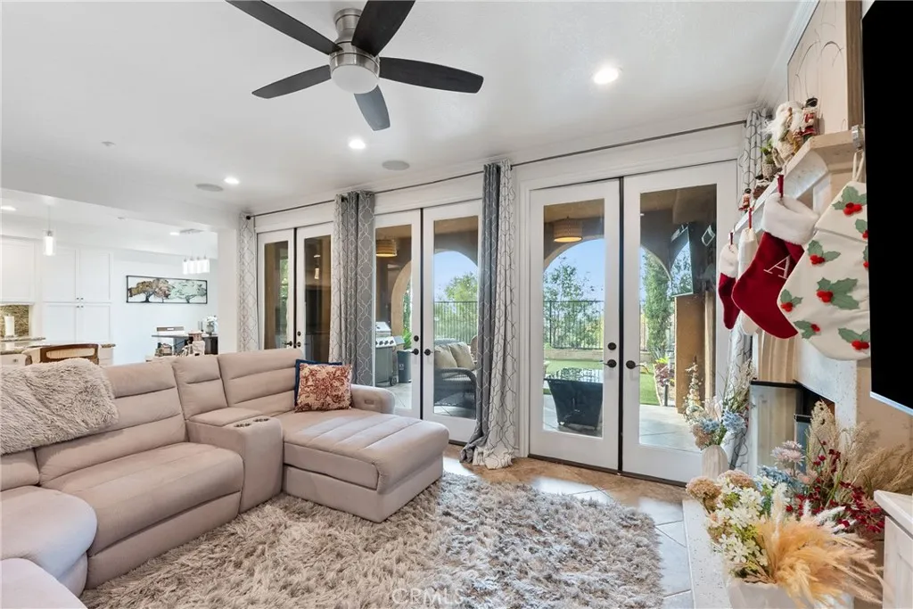 19 Tuscany, Ladera Ranch, California 92694 home-pic-4