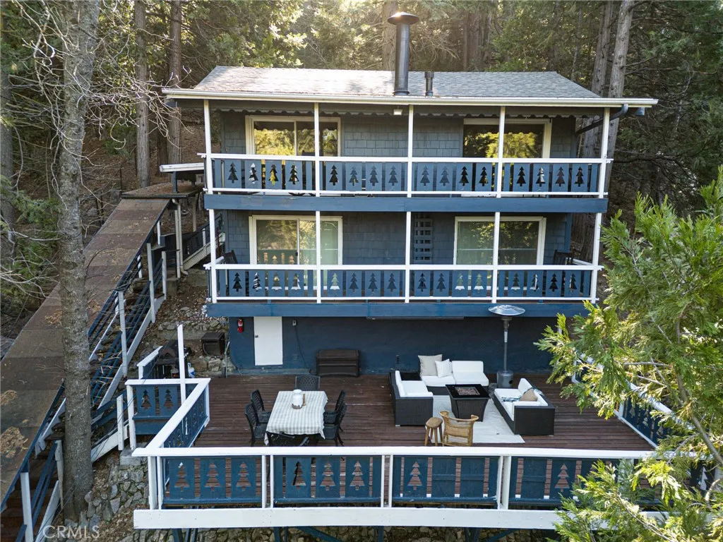 26615 Sugar Cone, Twin Peaks, California 92391 home-pic-1