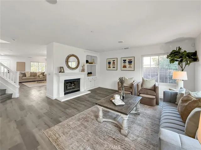 Comfortable family room with an open feel, ideal for relaxing, entertaining, and spending time together.
