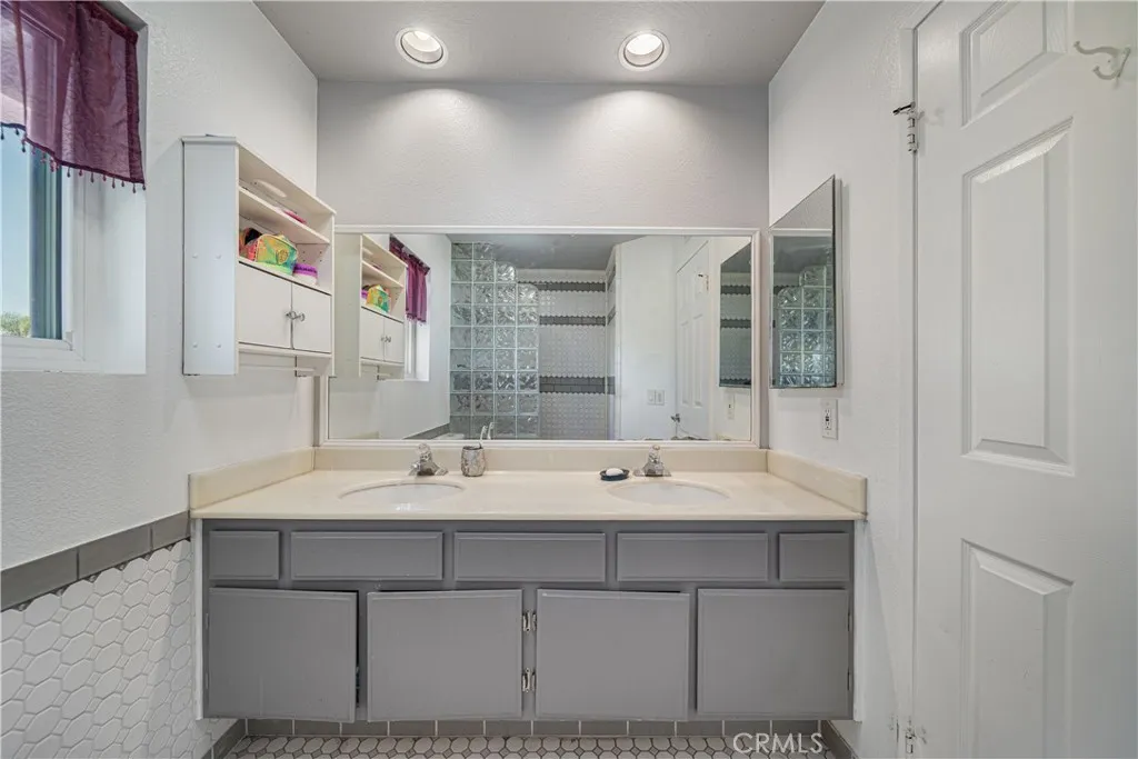 530 Conestoga Road, San Dimas, California 91773 home-pic-29