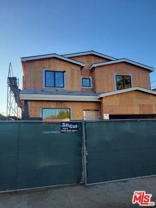 409 N Alta Vista Boulevard, Los Angeles, California 90036 home-pic-1