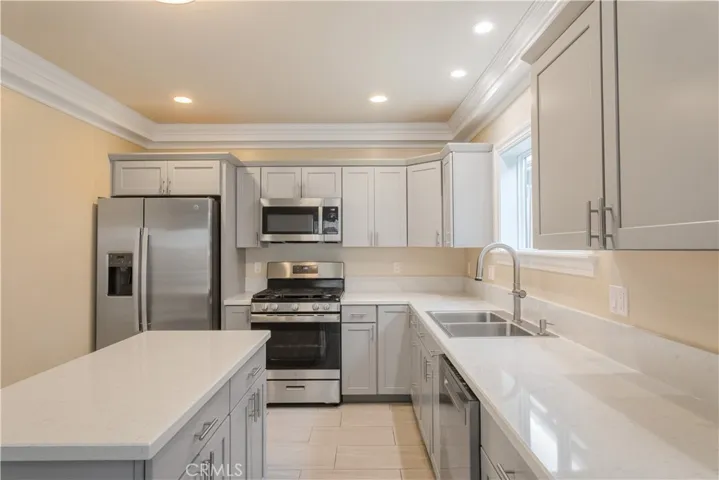 Stainless appliances
