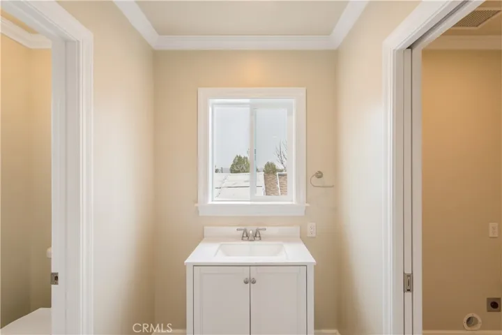 Bath 1 - half - up