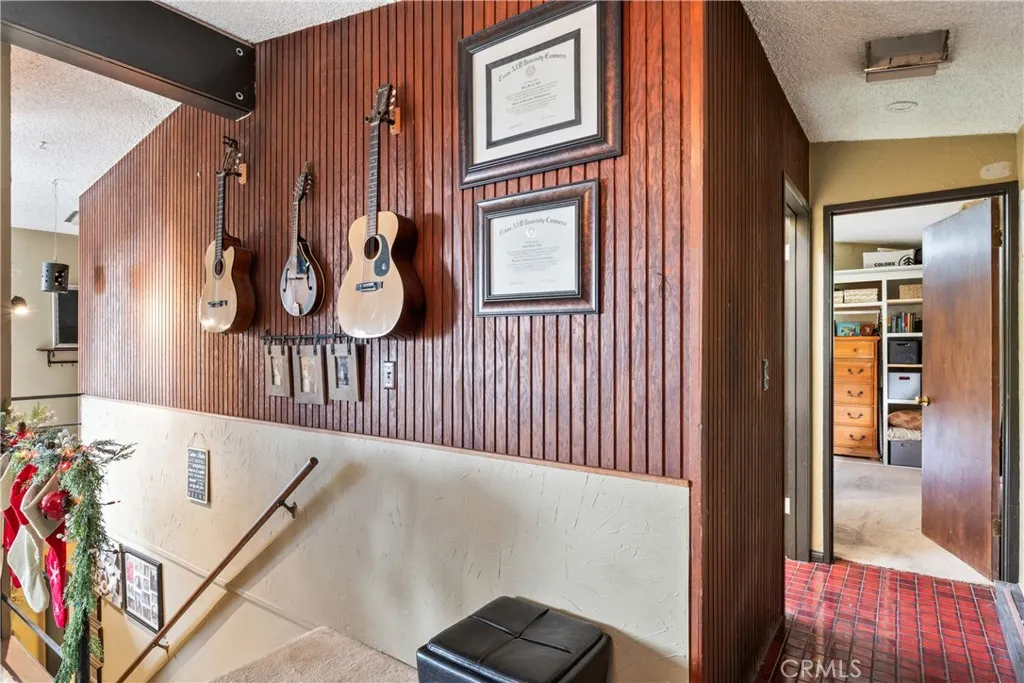 1944 Willow, Running Springs, California 92382 home-pic-35