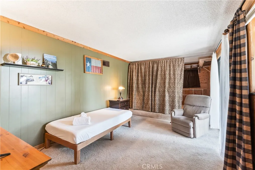 1944 Willow, Running Springs, California 92382 home-pic-23