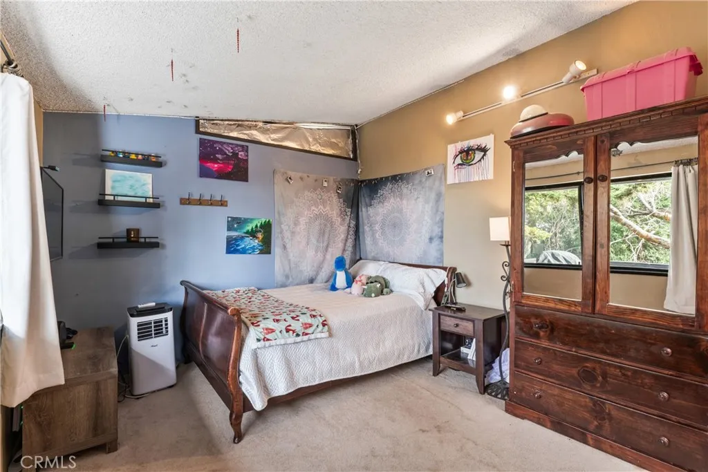 1944 Willow, Running Springs, California 92382 home-pic-27